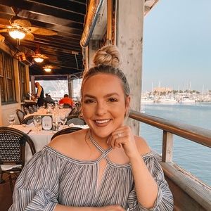 Meet your Posher, Alena